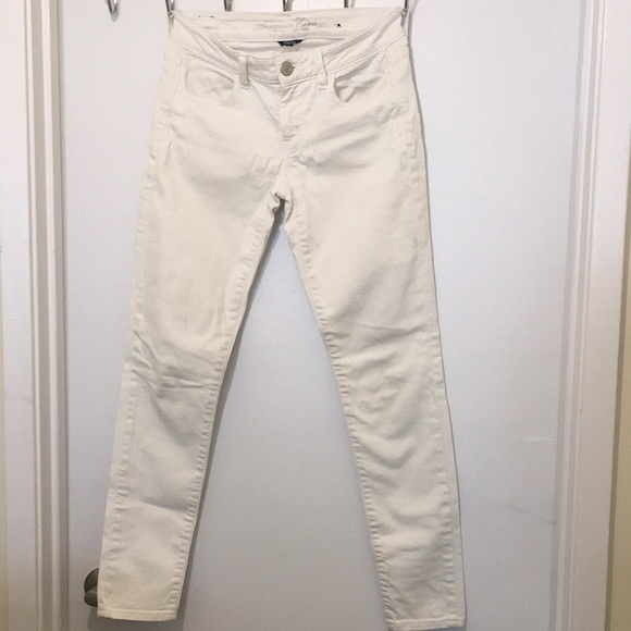 American Eagle White Stretch Jeans- used - Picture 1 of 4